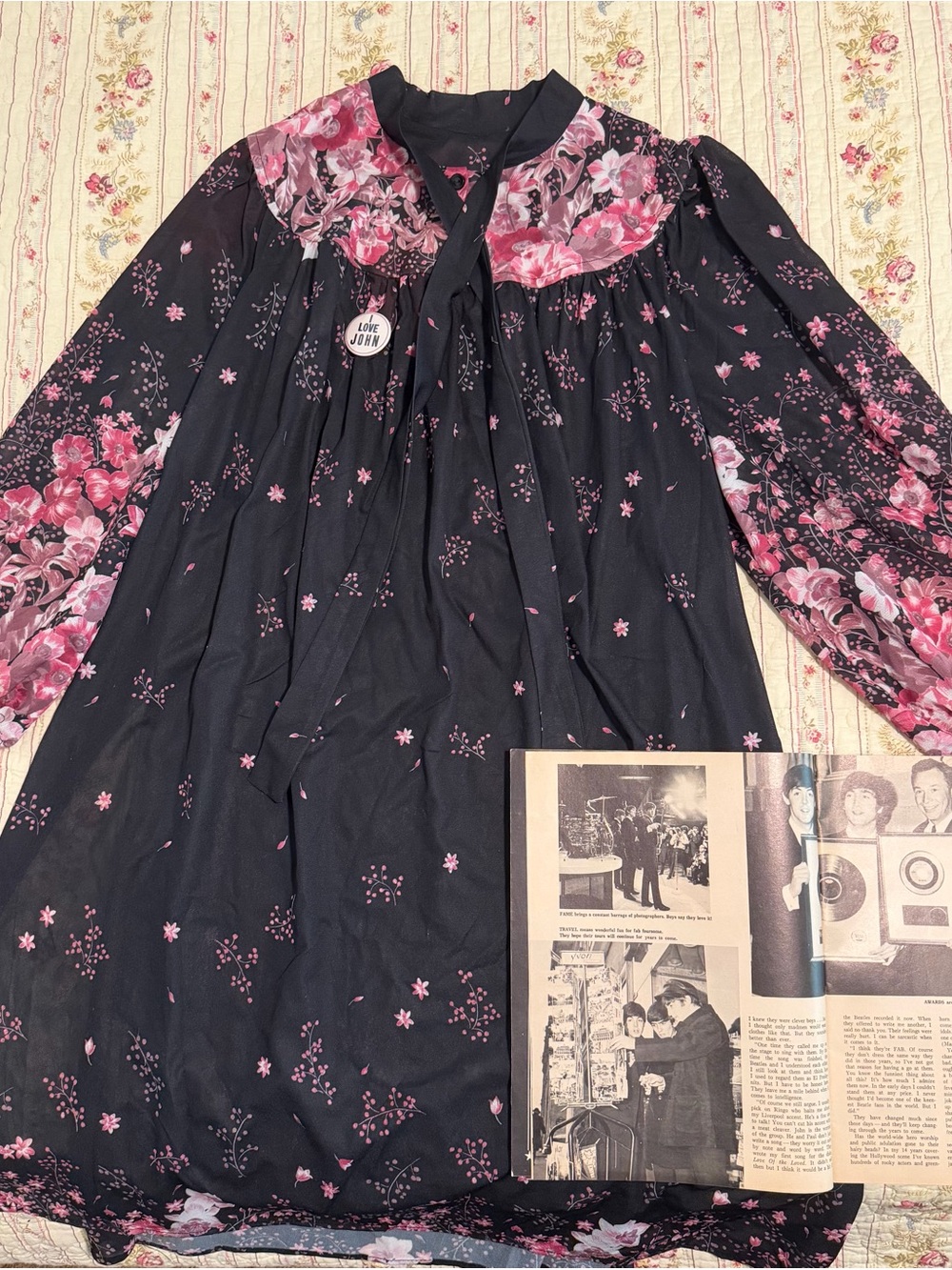 True Vintage 70s Floral Hostess Lounge Dress Semi Sheer Tie Neck Cover Up OSFM